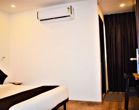 Resort Room 2